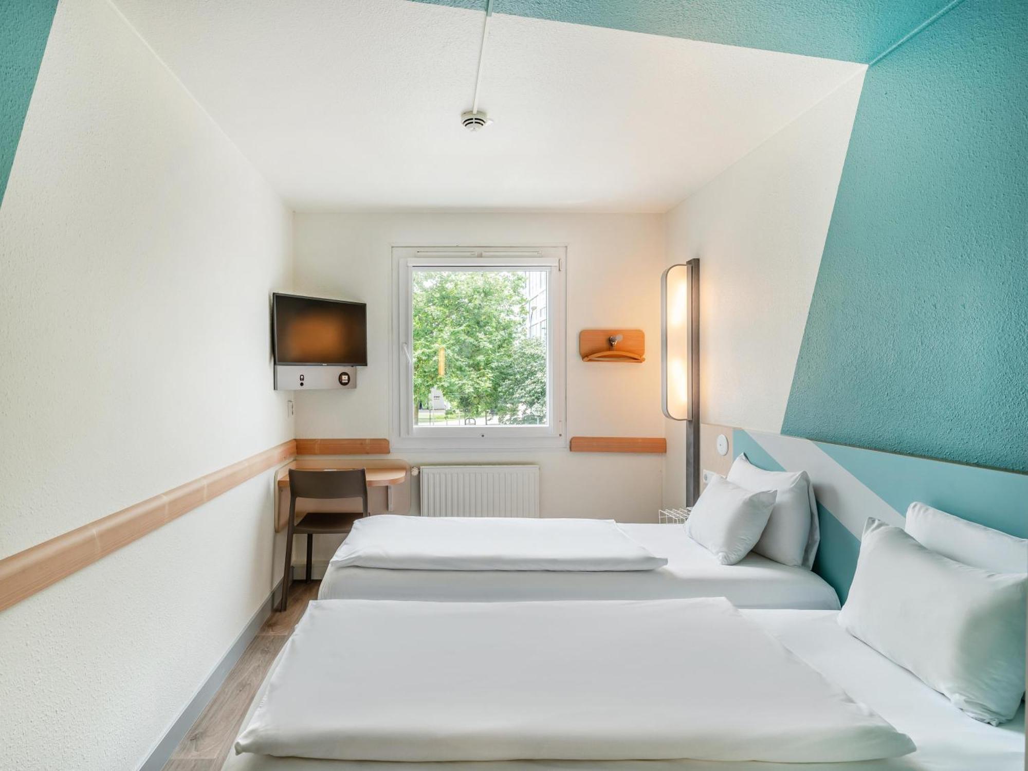 B&B Hotel Koeln-Porz Екстериор снимка