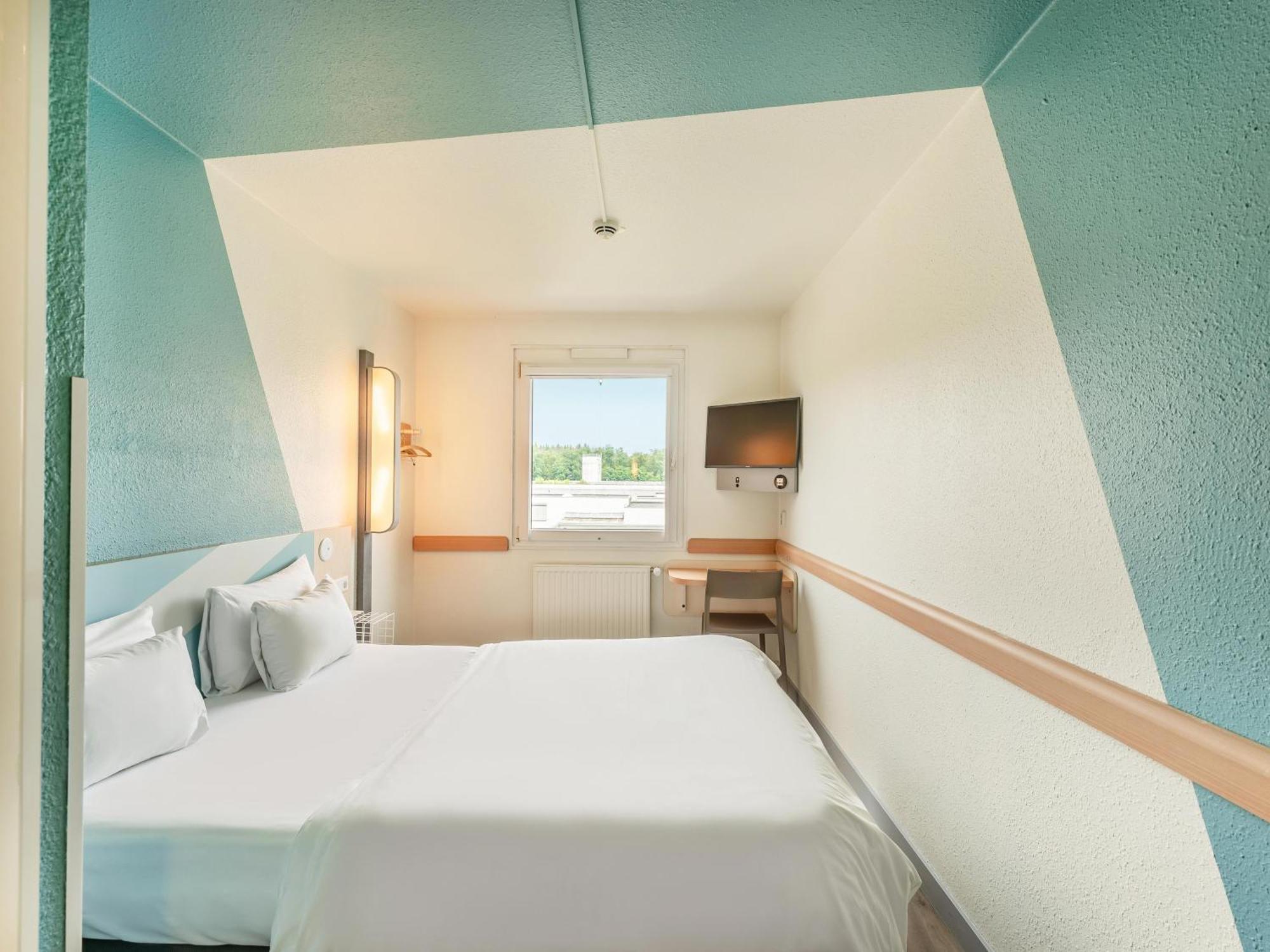 B&B Hotel Koeln-Porz Екстериор снимка